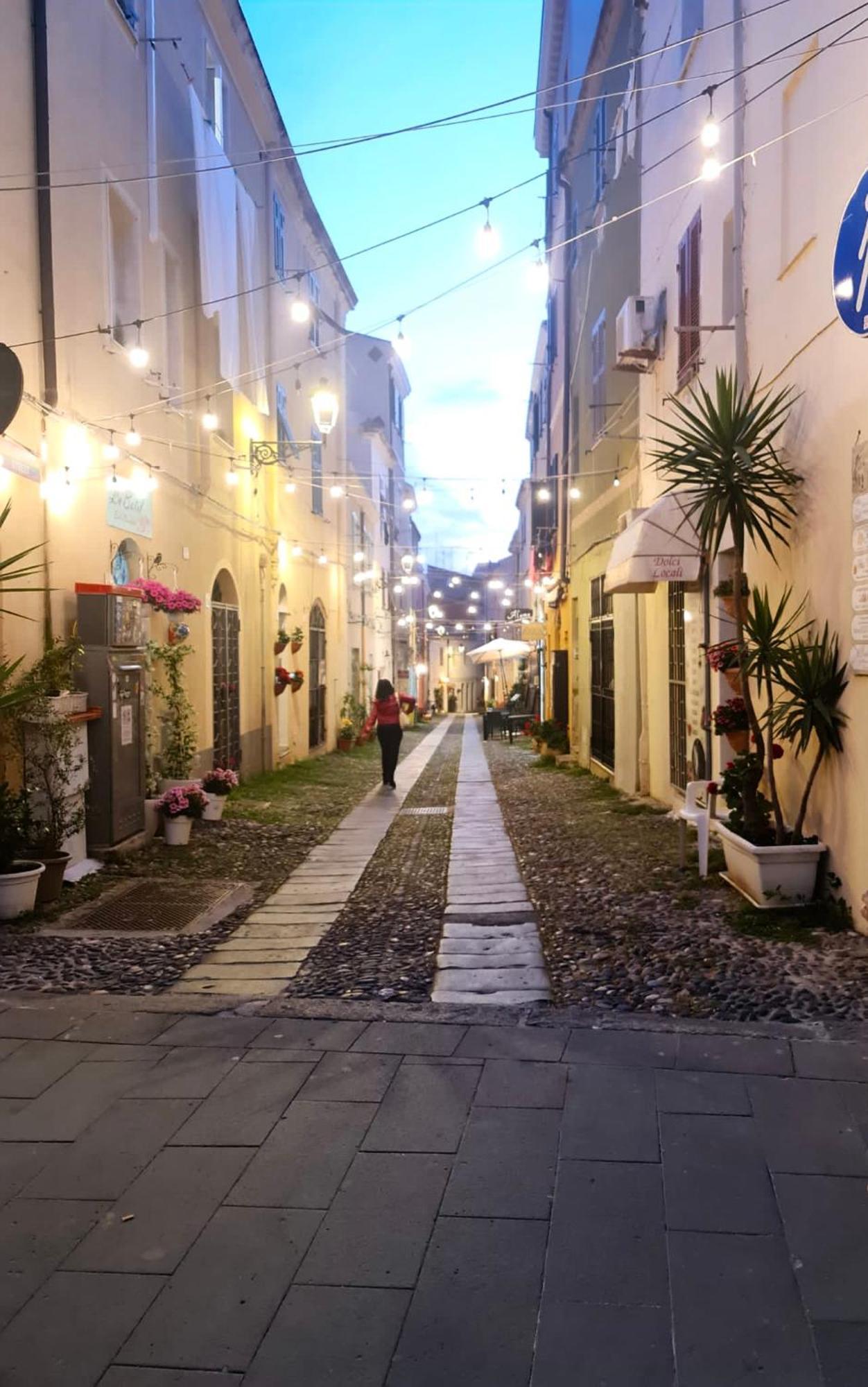 Alghero Old Town Apartment Steps To Sea And Scenic Ramparts Exterior photo